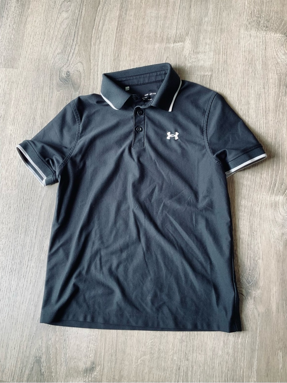 Under Armour Loose Active Polo Shirt Black & White Boys Small